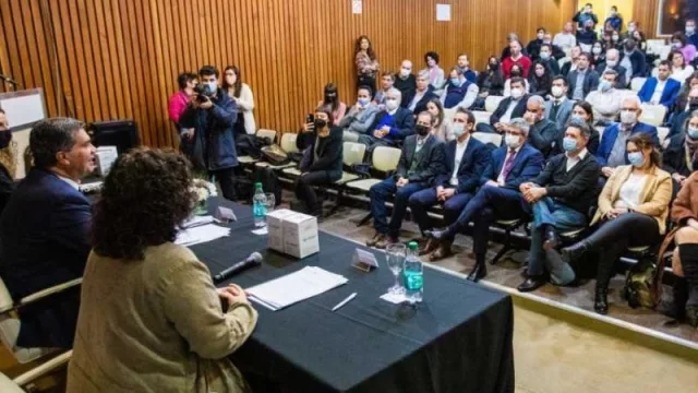 Laboratorios Chaqueños y el Instituto Malbrán lanzaron Carba Color Test (un nuevo kit de detección rápida de enzimas)