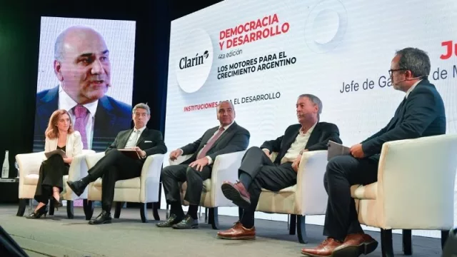Manzur: “Argentina tiene una oportunidad enorme de integrarse a nivel global porque produce lo que el mundo necesita”