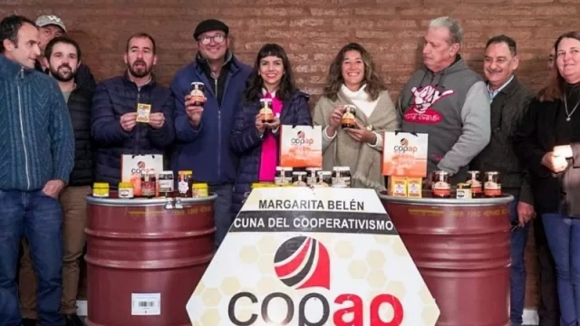 La cooperativa COPAP amplió su sala apícola 