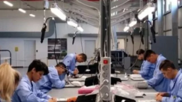 LUG Argentina exporta a Latinoamérica luminarias hechas en el Parque Industrial y de la Innovación de posadas