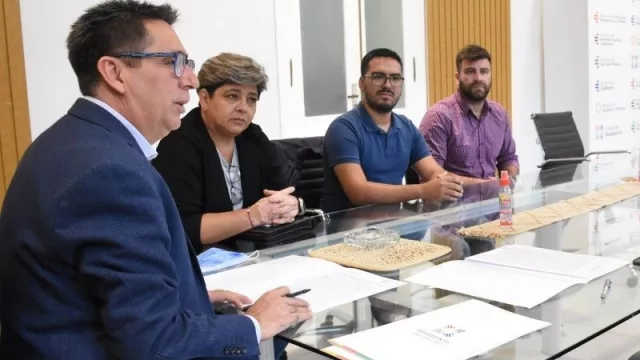 Resistencia firmó un convenio de reciprocidad con la comuna cordobesa de Villa Ciudad Parque 