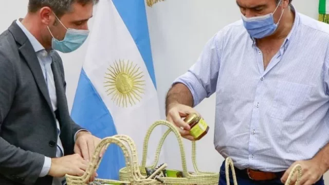 Acuerdos entre Chaco y el CFI para reactivar la producción apícola (y facilitar el acceso de Pymes al mercado de capitales)