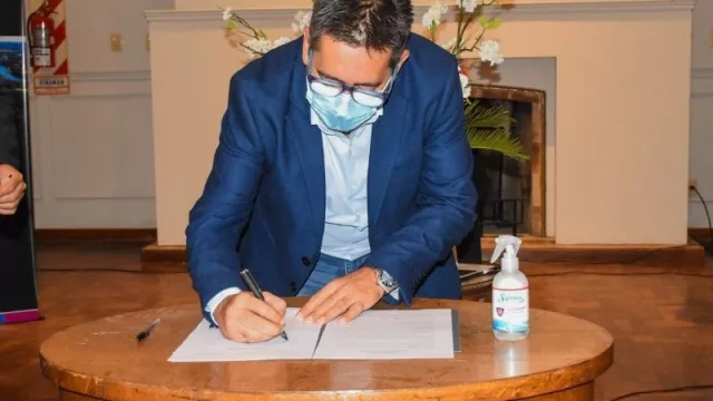 Resistencia y diversas instituciones firmaron el acuerdo “Compromiso 22” para lograr una ciudad sostenible