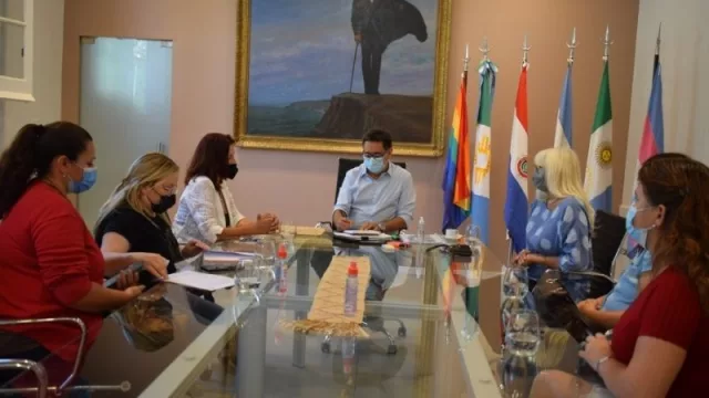 La ciudad mantuvo un encuentro con mujeres empresarias integrantes de CAMECH