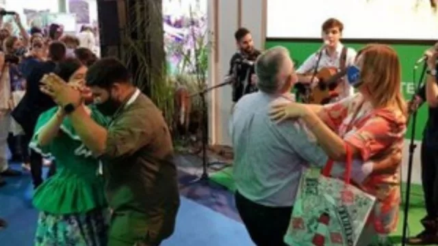 Arrancó la FIT 2021 en Palermo y Corrientes le puso ritmo con una fiesta chamamecera