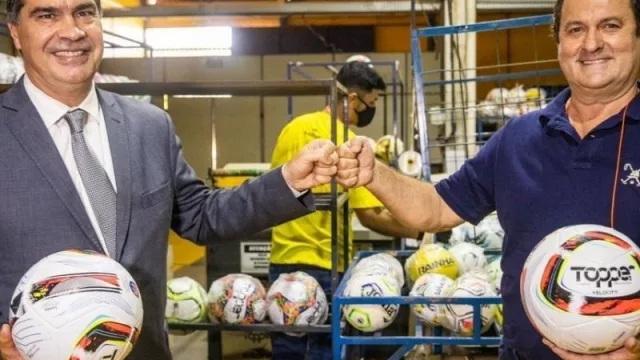 El gobernador chaqueño visitó en Brasil las fábricas que se radicarán en la provincia 