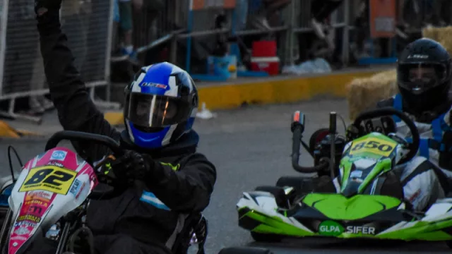 Con gran participación de pilotos y un público multitudinario Resistencia finalizó el primer circuito callejero de karting “Copa Ciudad” 