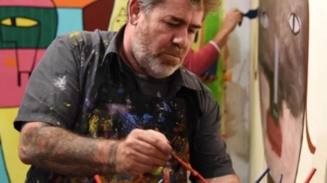 Milo Lockett conducirá desde noviembre el ciclo “El caminante” por canal (á)