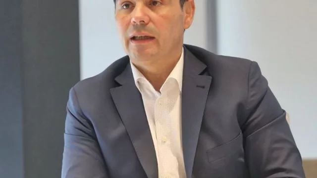 Louisiana Pacific Corporation "LP Building Solutions" interesada en invertir en Corrientes (una empresa multinacional con matriz en EEUU)