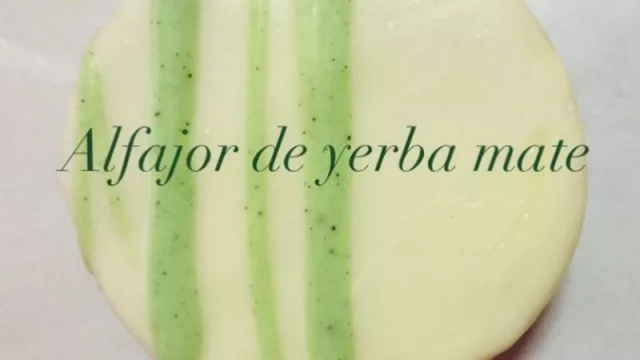 Pastelera de Iguazú produce alfajores regionales con mandioca y yerba mate 