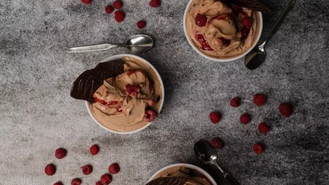 Te contamos los novedosos sabores que se podrán disfrutar en heladerías artesanales con la campaña “Maestr@s del Helado de Chocolate”