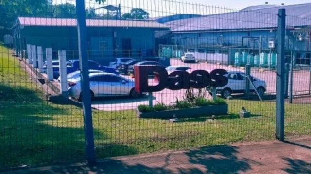 La fábrica de zapatillas Dass en El Dorado reincorporo trabajadores 