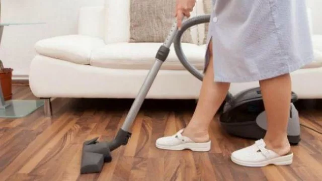 El servicio doméstico rompió el techo salarial y por primera vez cobrará antigüedad: cómo es el aumento 2021