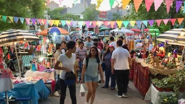 La Ciudad de Resistencia realizó una reunión con emprendedores y productores locales para ordenar y potenciar las actividades 