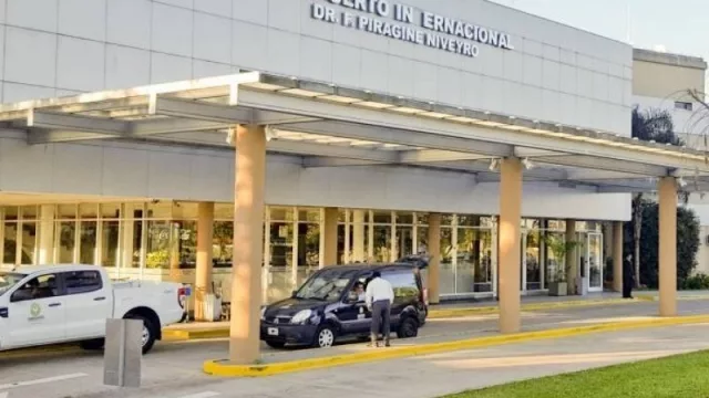 Corrientes celebró un convenio con Jet Smart que dará mayor conectividad a bajo costo