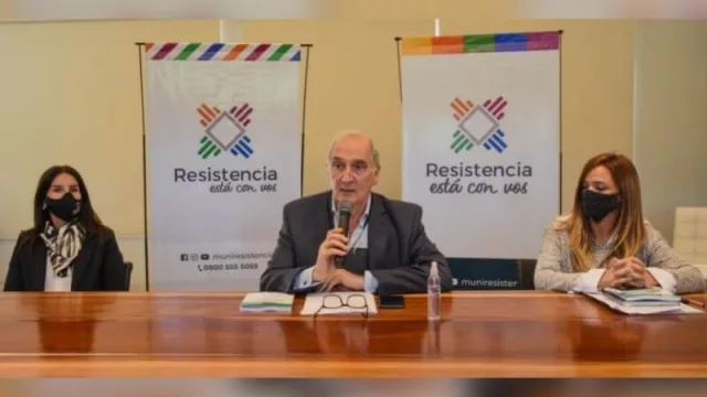 La Ciudad de Resistencia presentó línea telefónica para abonar moratoria 