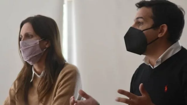 La Fundación Rewilding y el gobierno del Chaco presentaron la Escuela Taller de Turismo de Naturaleza “El Bermejito” 