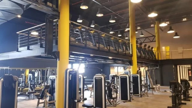 Palmares abrió la primera franquicia de SportClub, el gimnasio de última generación