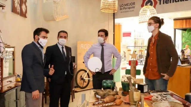 Más de 2.500 artículos de 300 emprendedores paraguayos: TiendasPY inaugura su primer local físico