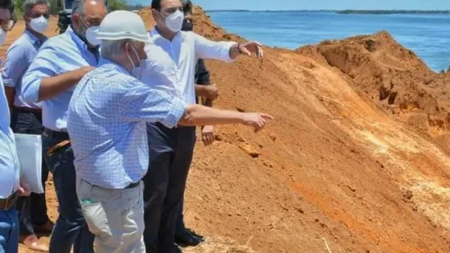 Colocaron la piedra fundamental para el inicio de la obra del puerto de Ituzaingó