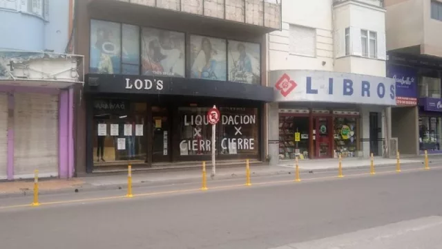 La Cámara de Comercio solicitó al municipio retirar los conos amarillos de la vía pública 