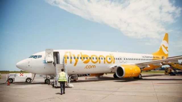 Flybondi denunció a las autoridades aeronáuticas por que no aprueban sus itinerarios y El Palomar