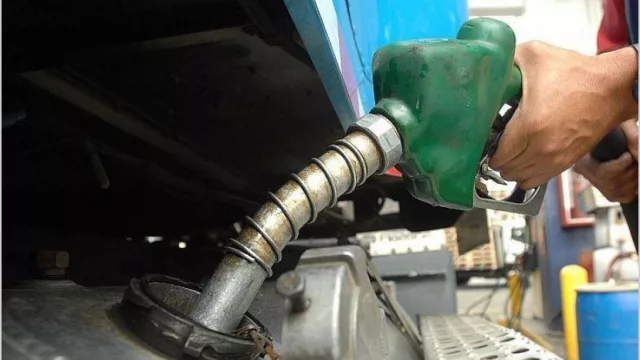 Nafta: el Gobierno define si habilita otro aumento el fin de semana