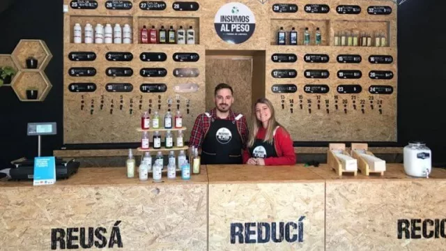"Insumos al Peso" es la primer ecotienda de limpieza en Neuquén 