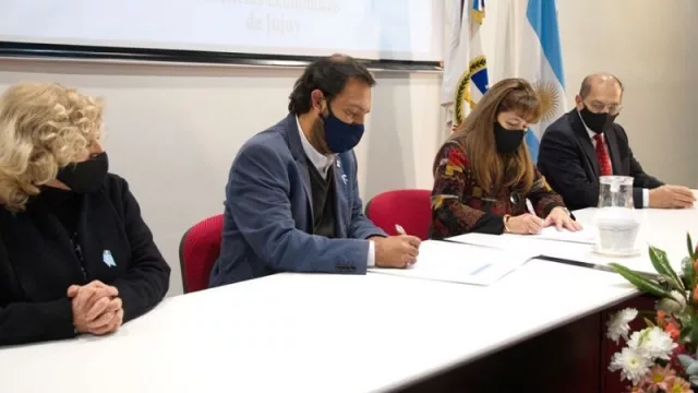 Un salón de pintura y artesanías sobre valores belgranianos (todavía recibe obras)