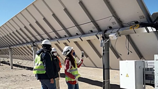 Avanza en la Puna salteña la construcción del segundo parque solar más grande del país