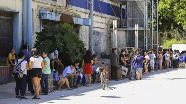 Coronavirus: el sector privado no garantiza el pago de sueldos de abril