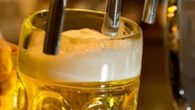 Cerveceros artesanales chaqueños luchan por subsistir (recurren a la venta online)