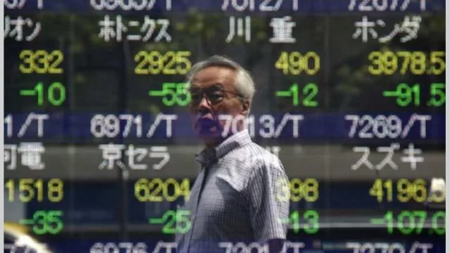 Bolsas mundiales caen por quinto día y aumentan apuestas de recorte de tasas