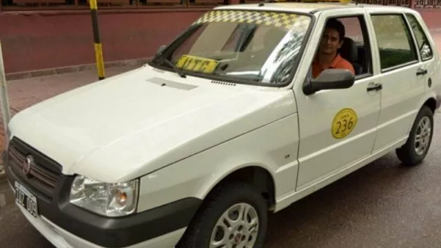 ¿Te pido un taxi? Corrientes cuenta con una nueva app para pedir un taxi