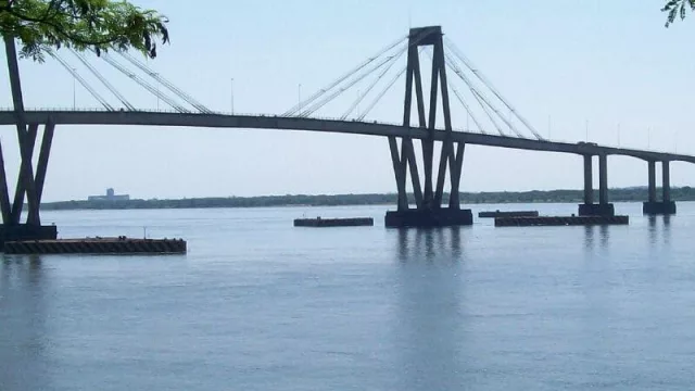 Chaco y Corrientes trabajan en proyectos de desarrollo regional y financiamiento para la construcción del segundo puente interprovincial