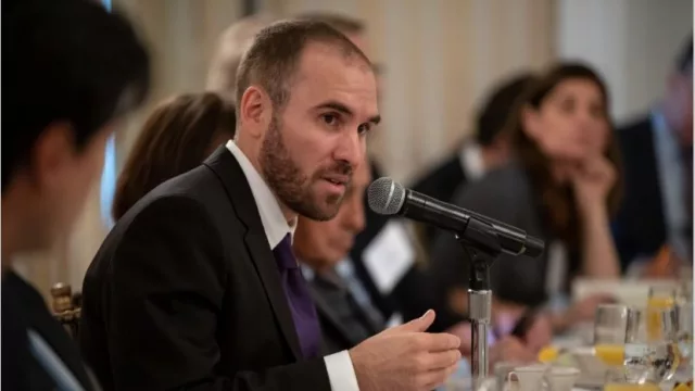 Guzmán pidió paciencia a los inversores, que quedaron con gusto a poco por falta de detalles