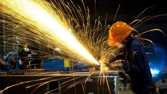 Los números siguen en rojo: 18 meses de caída en el sector metalúrgico