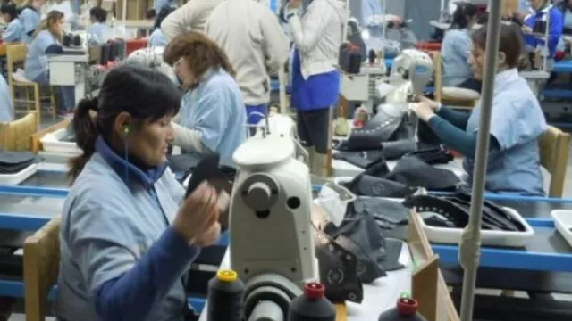 La fábrica misionera de zapatillas Dass reestructura su planta: despide 300 empleados (y otorga licencias a otros tantos)