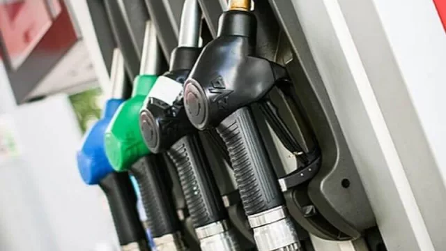 Por la continuidad de la bajante del Paraná Chaco sufre desabastecimiento parcial de combustibles