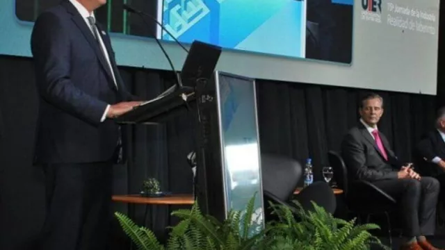 Con más de 700 asistentes la UIER realizó la 15ª Jornada de la Industria (Manes y Berensztein entre los disertantes)