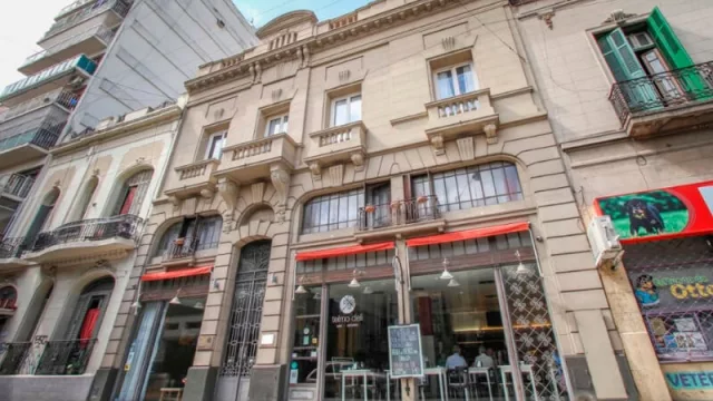 Patios de San Telmo es ahora Jewish Life Hotel (algo así como la certificación "kosher" para la hospitalidad)
