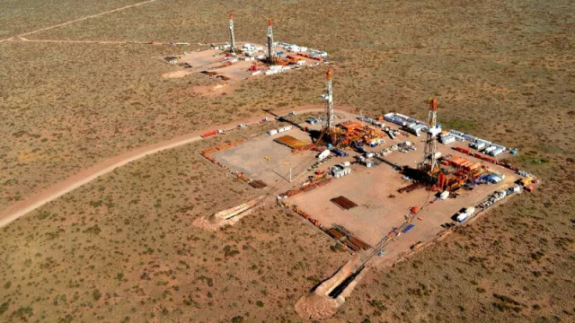 La Federación de Cámaras de Energía de NQN rechazó el congelamiento de los combustibles