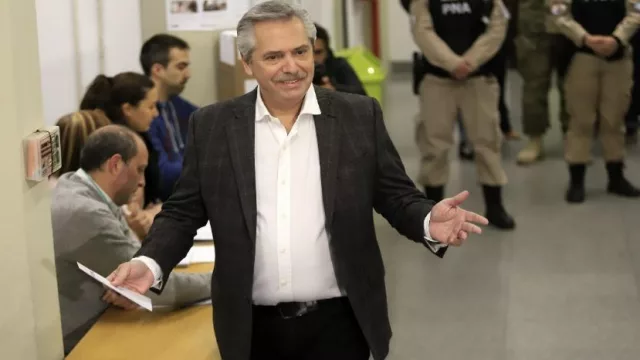 Alberto no asumió pero ya confronta con Trump, Bolsonaro y Europa