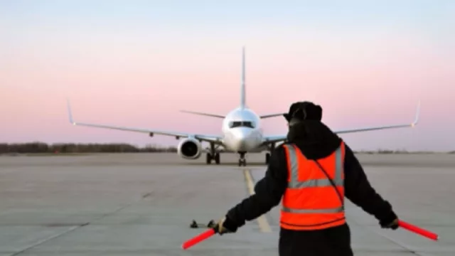 Vuelve a crecer el tráfico aéreo internacional (¿se reactiva la economía, se atrasa el dólar o qué pasa?