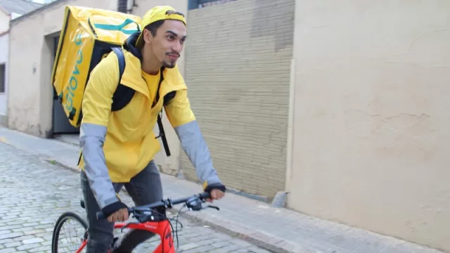 Los salteños podrán pedir “lo que sea”: llegó Glovo  