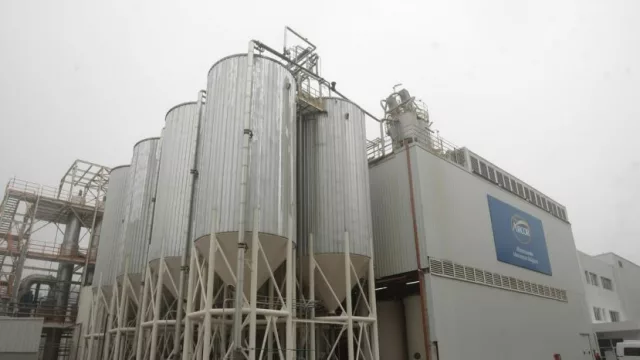 Arcor cierra una planta en Mendoza y muda la producción a San Luis