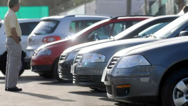 En el mes de febrero dejó de caer la venta de autos usados