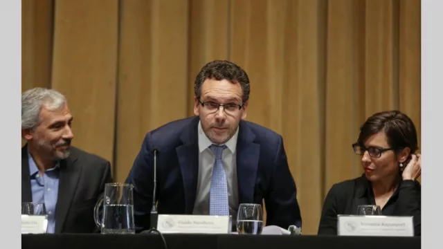 El BCRA redujo 10% la base monetaria en 3 días para intentar calmar al billete