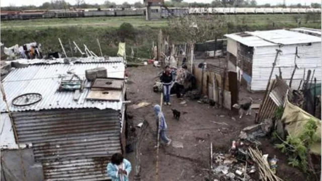 Para Cepal, Argentina reduciría la pobreza a la mitad en 2023