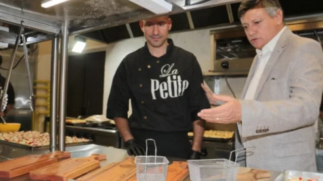 Inauguración del restaurante "La Petite": gastronomía y la cultura local, en un mismo espacio